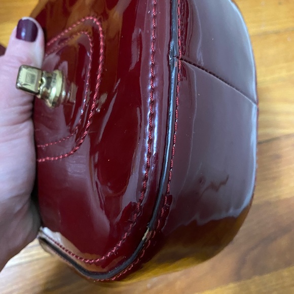 Beautiful burgundy COACH crossbody - Picture 5 of 6